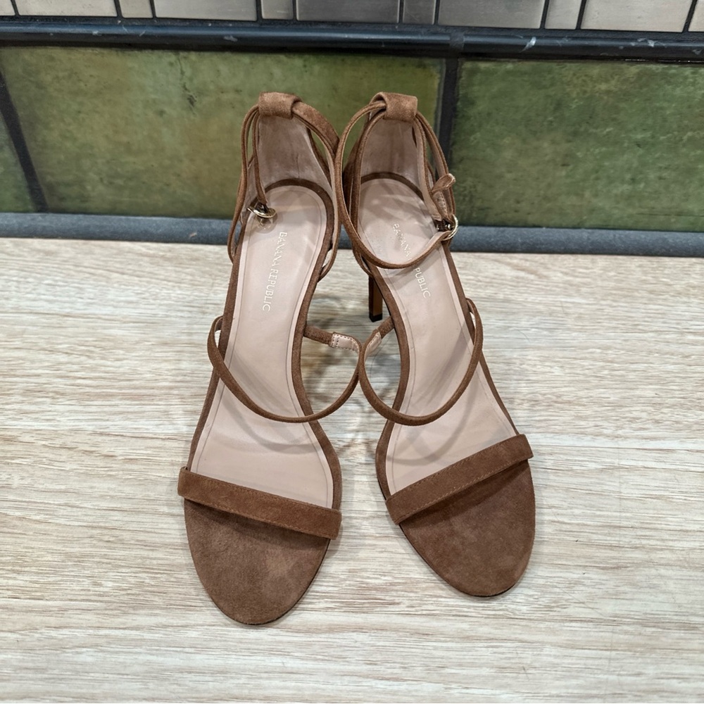 Brown Suede Strappy Women's Heels Size 8.5 by Banana Republic - Picture 10 of 11